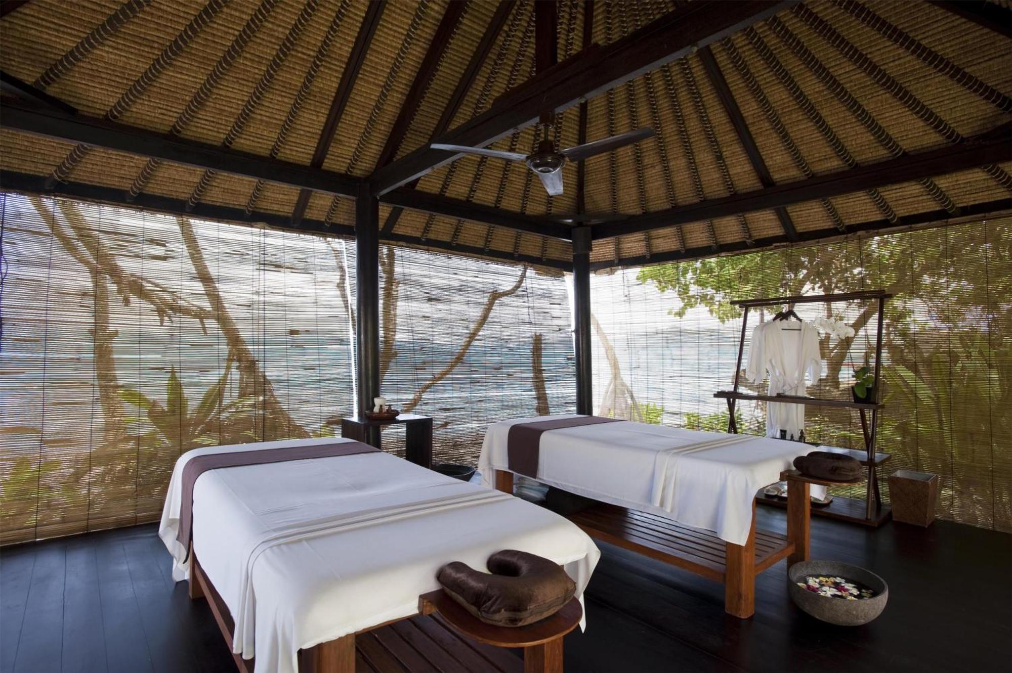 Alila Manggis 4*